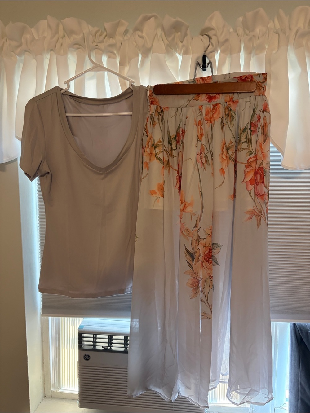 Floral Cream A-Line Midi Skirt with Peach Blooms